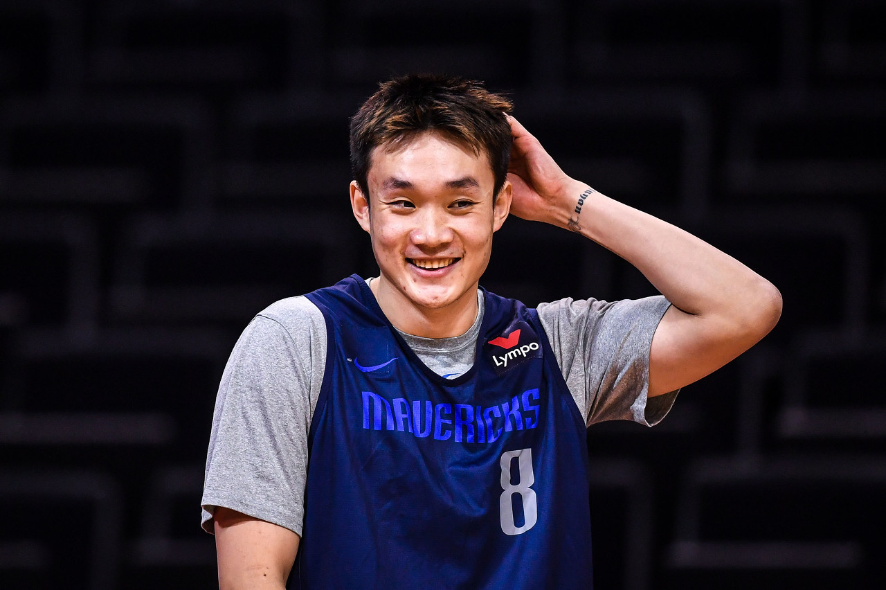丁彥雨航自述NBA生存法則 為融入更衣室自費請英語老師 丁彥雨航自述NBA生存法則 為融入更衣室自費請英語老師