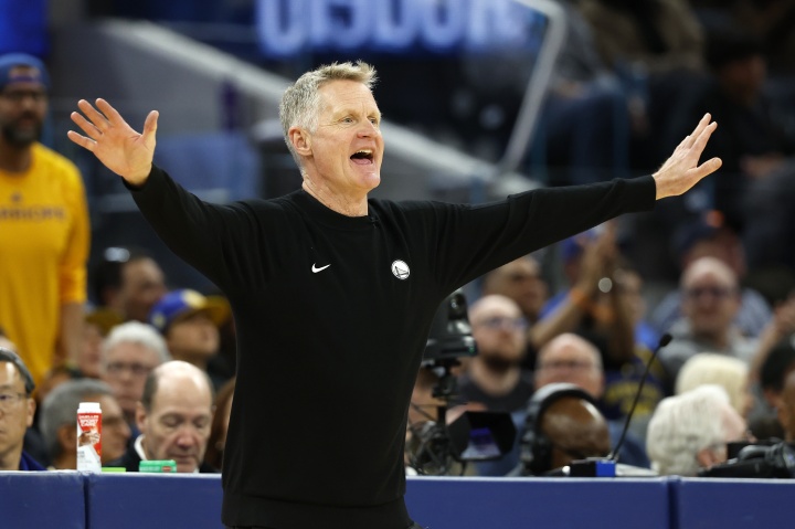 Shams：科爾曾考慮離開NBA，與拉科布會面后兩年頂薪留隊