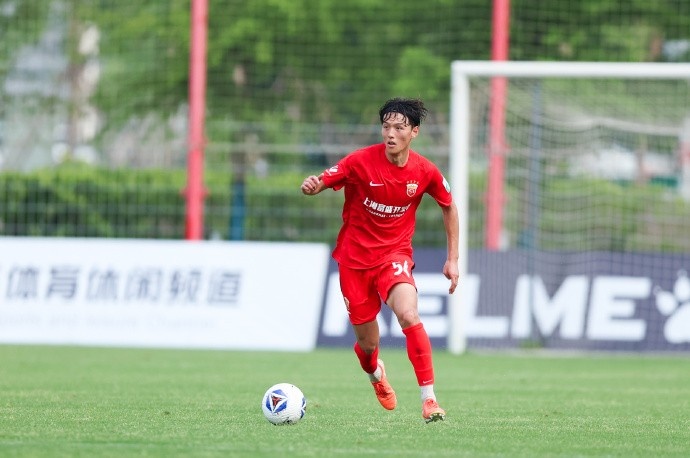 王逸偉貼地斬定勝局，上海海港富盛經(jīng)開1-0蘭州隴原競技