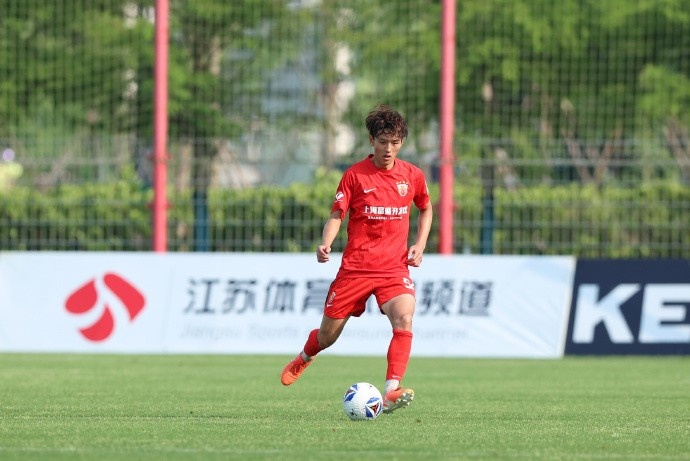 王逸偉貼地斬定勝局，上海海港富盛經(jīng)開1-0蘭州隴原競技