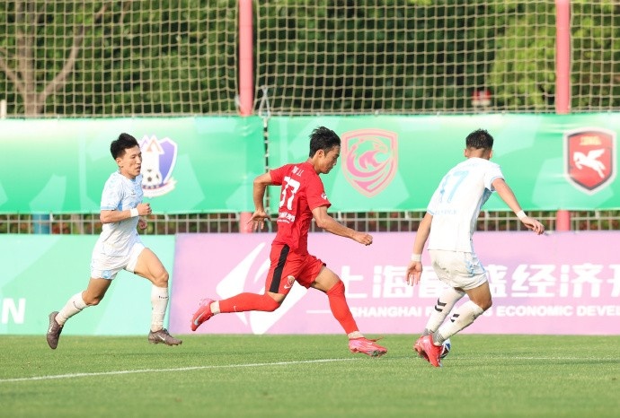 王逸偉貼地斬定勝局，上海海港富盛經(jīng)開1-0蘭州隴原競技
