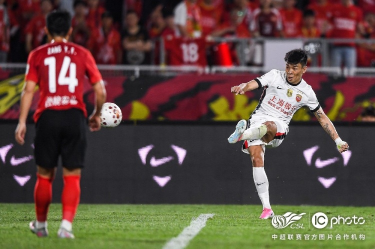 姆本扎+熱菲尼奧三分鐘兩球逆轉(zhuǎn)，海港客場2-3遭鐵人楠波灣絕殺