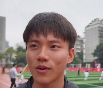 U17國腳徐正鵬：力爭早日完成中超首秀，大學(xué)目標(biāo)華科