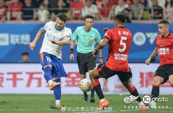 泰山客場(chǎng)0-1蓉城，五輪連勝終結(jié)